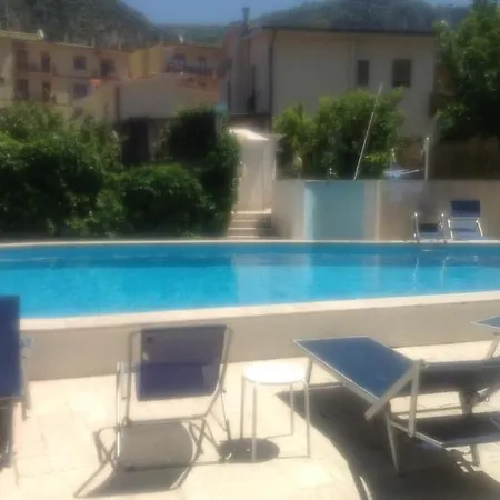 Sorrento - 3* Meta